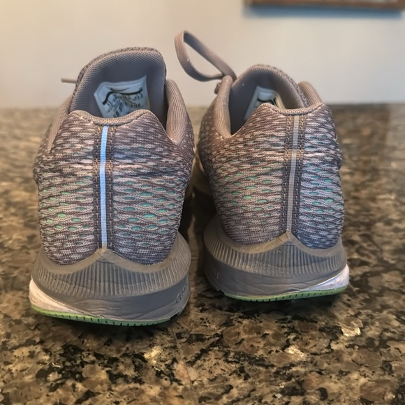 Nike zoom winflo 5 sz7.5 - Picture 7 of 9